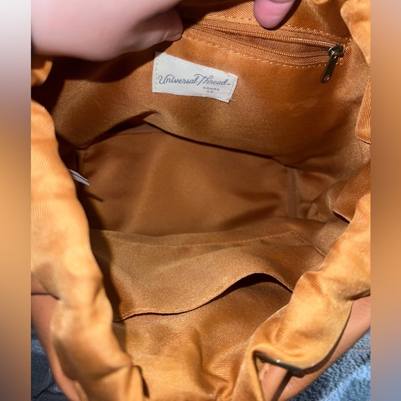 EUC Universal Thread Mini Backpack - Picture 3 of 7